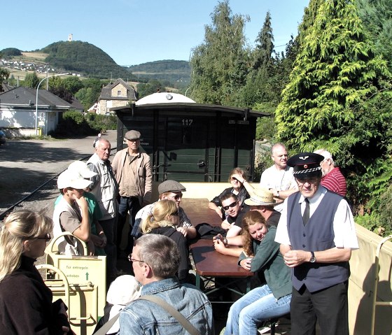Voiture panoramique Vulkan-Express, © TI Vulkanregion Laacher See