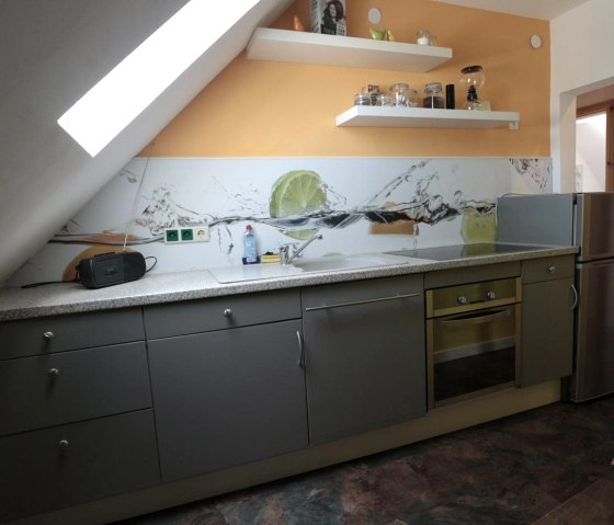 Küche der Ferienwohnung Boxenstopp, © Familie Berens