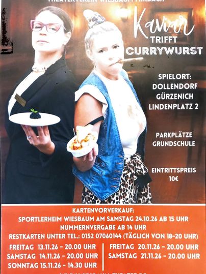 Ein Plakat für eine Theateraufführung mit zwei Frauen in originellen Outfits. Eine der Frauen hält eine Platte mit Kaviar, während die andere eine Currywurst isst.