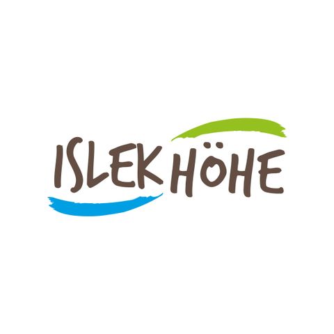 A simple logo with the text "ISLEK HÖHE". It combines colors in blue and green for a fresh, modern look.