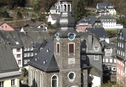 Evangelische Stadtkirche von Außen, © Jens-Peter Bentzin