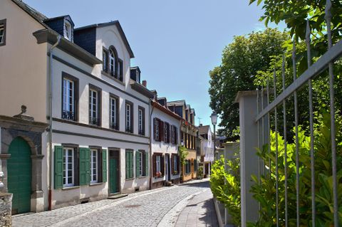 Das Foto zeigt einen Blick in die Herrenstraße.