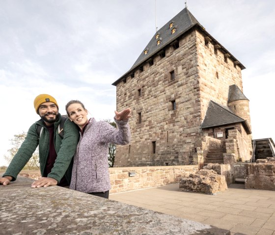 Auf der Burg Nideggen, © Eifel Tourismus GmbH, Dominik Ketz