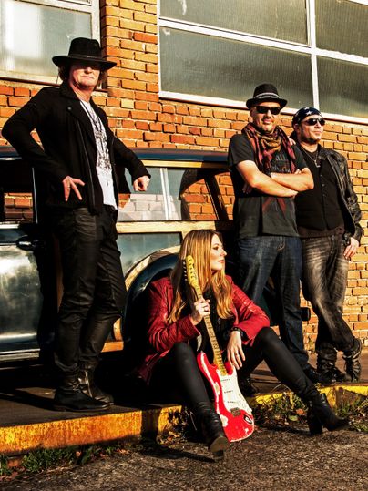 De 4 bandleden van de band Jack is Back