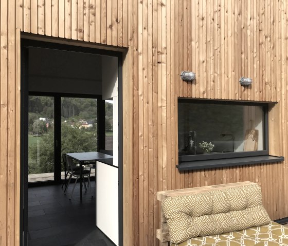 Outside area rear terrace with view into the house, © Bogawski/Matzke