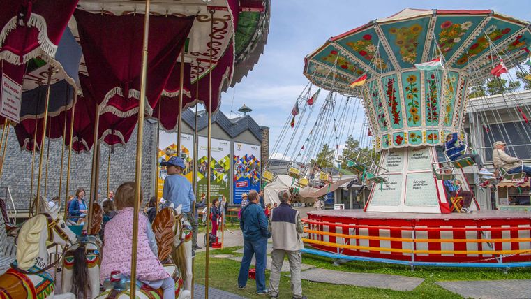 Historische Fahrgeschäfte aus frührer Zeit