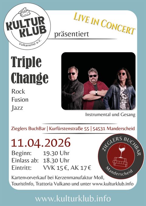 Een indrukwekkend kasteel omringd door weelderig groen en zachte heuvels. De heldere lucht straalt boven het historische landschap.