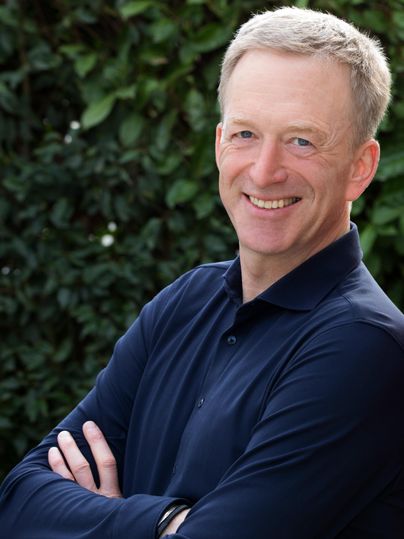 Porträt Fernsehmoderator Martin Seidler