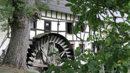 Hahnensteiner Mühle Mühlenrad, © Tourist-Information Hocheifel Nürburgring