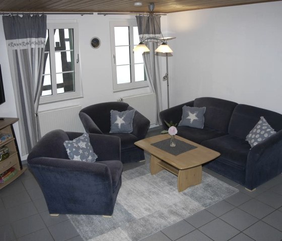 Wohnzimmer im Fuchsbau, © Nordeifel Tourismus GmbH & Pünderhof
