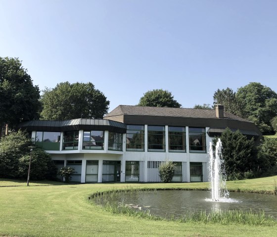 Kurhaus in Manderscheid - Treffpunkt, © GesundLand Vulkaneifel GmbH