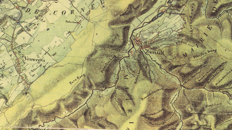 Een historische kaart met verschillende geografische kenmerken en plaatsnamen. De kaart toont bergketens, valleien en enkele bebouwde gebieden.