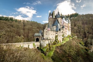 Eine Burg aus dem Mittelalter
