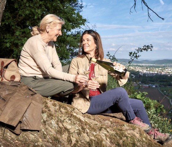 Genieten van wijn met uitzicht op Wittlich, © Tourist-Information Wittlich Stadt & Land