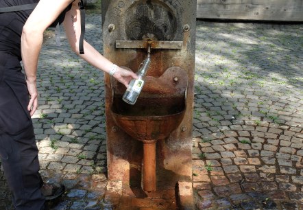 Hotzendrees - Wasser abfüllen, © GesundLand Vulkaneifel GmbH