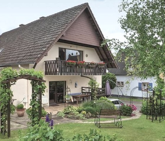 Maison avec terrasse et parking, © Gertrud Wieser
