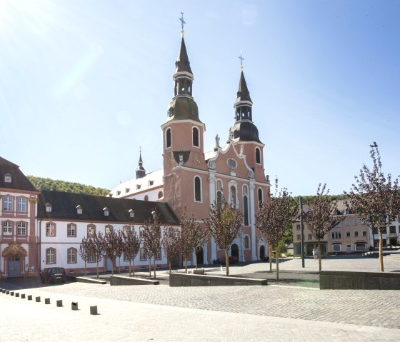 Basilika Prüm mit ehemaliger Abtei, Hahnplatz, © Tourist-Information Prümer Land