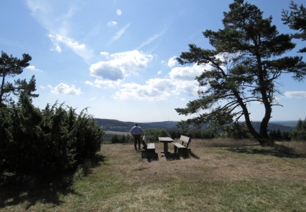 Rastplatz auf dem Kindgen, © Foto: Svenja Schulze-Entrup, Quelle: Touristik-Büro Vordereifel