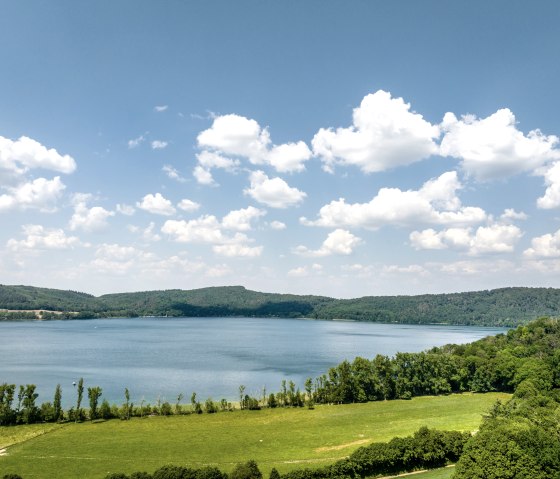 Blick auf den Laacher See, © Eifel Tourismus GmbH, Dominik Ketz