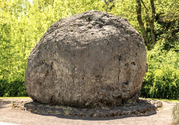 Lava bomb Strohn, D. Ketz