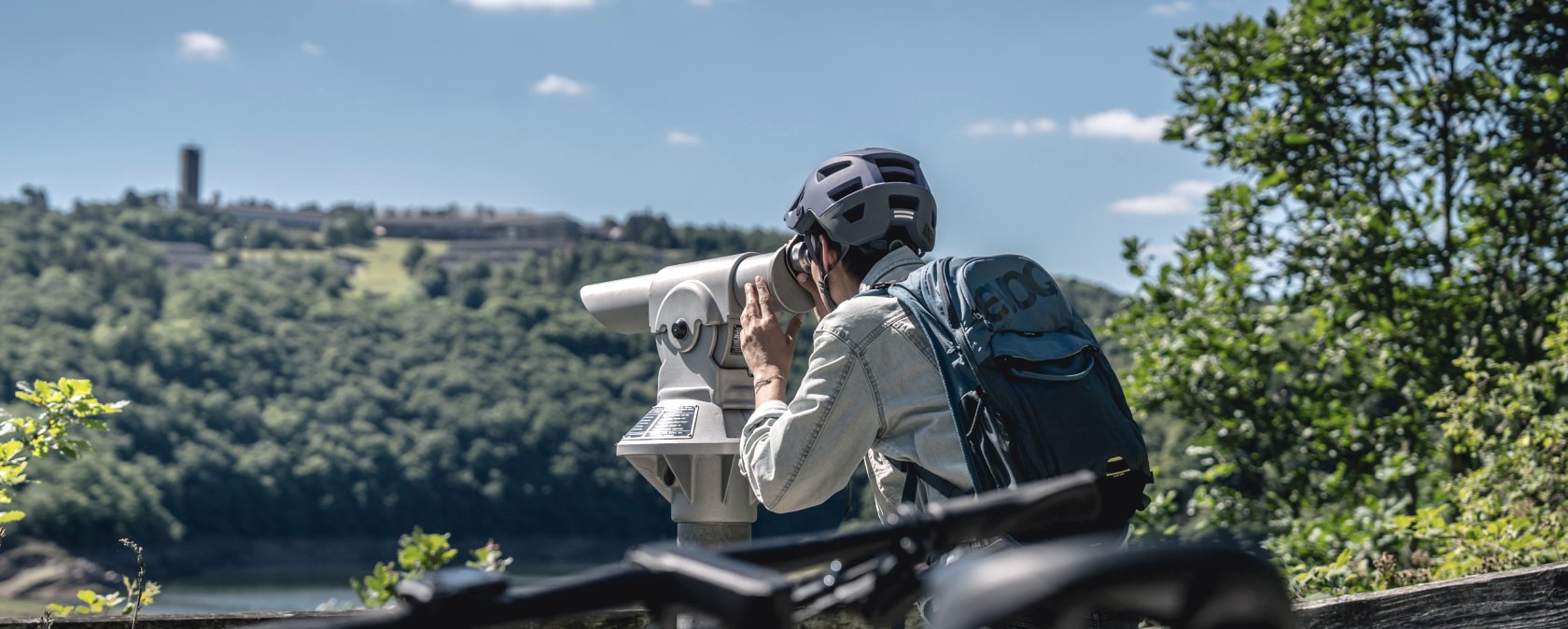 Vorschaubild Schleiden, Blick von Bird-Watching-Station auf Vogelsang IP - Eifel Tourismus GmbH, Dennis Stratmann, © Eifel Tourismus GmbH, Dennis Stratmann