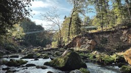 Irreler Wasserfälle mit Hängebrücke, © Felsenland Südeifel Tourismus GmbH