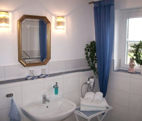 bain bleu, © Nordeifel Tourismus GmbH & Haus am Hahnenberg