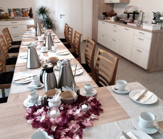 Grote ontbijttafel