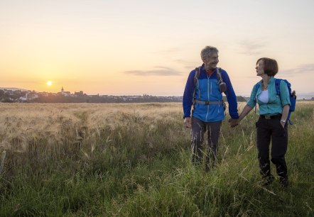 Hikers at the Meniger Roman Empire Panoramic views, © Kappest_REMET