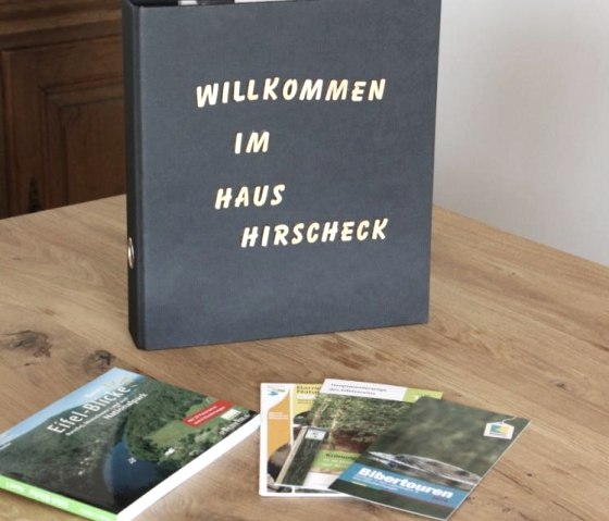 in-house guest & information folder