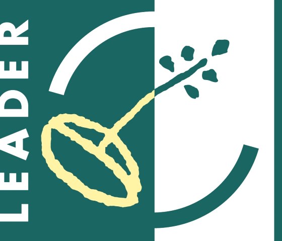 LEADER funding logo: A stylized yellow leaf on a green background, with the word 'LEADER' vertically on the left.
