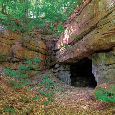 Kylltal red sandstone route, © Naturpark Südeifel, Charly Schleder