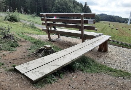 XXL Panoramabank Zugang mit Steg, © GesundLand Vulkaneifel GmbH