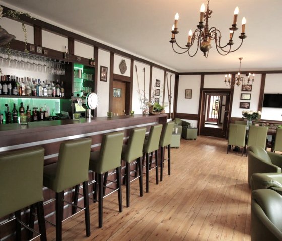Bar und Lounge, © Nordeifel Tourismus GmbH & Hotel Restaurant Hollerather Hof