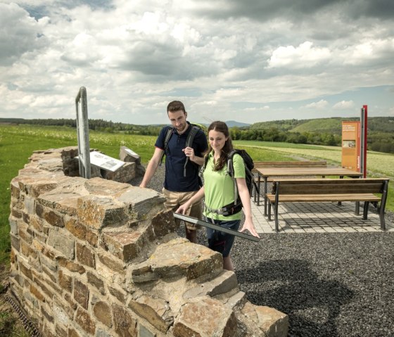 Hiking on the Hochkelberg panorama trail: Roman Villa Bodenbach, © Eifel Tourismus GmbH, D. Ketz