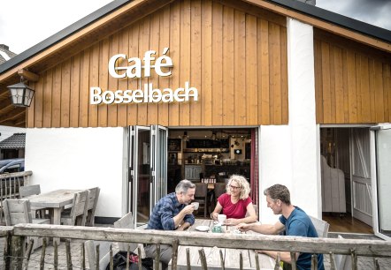 Het is gezellig in Café Bosselbach, © Kreis Düren | Dennis Stratmann
