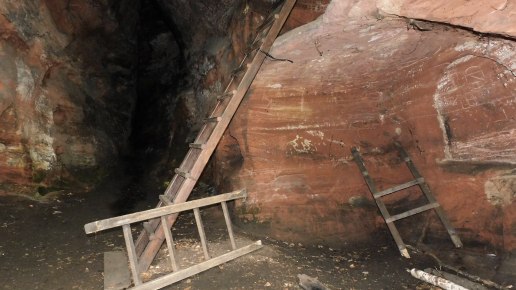 Klausenhöhle, Eingang, © Deutsch-Luxemburgische Tourist-Information
