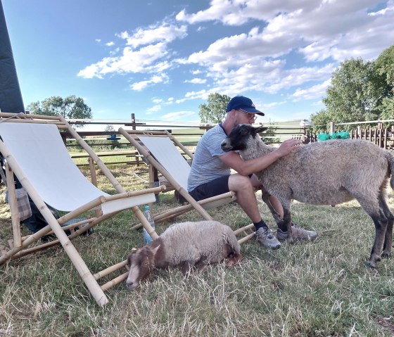Ontspanning voor twee en 9 vredige zielen, © Die Rote 16