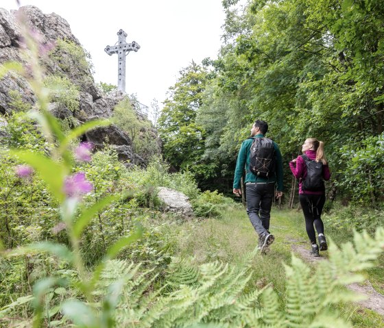 Kalterherberg wanderer am Kreuz-im-Venn-(c) @Eifel Tourismus GmbH, A-Röser-, © Eifel Tourismus GmbH, AR-shapefruit AG