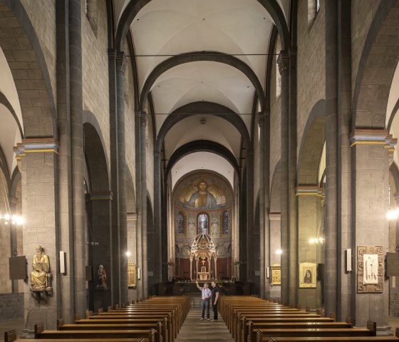 Abteikirche innen, © Kappest