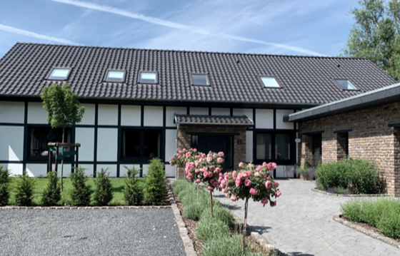Hausfront mittel, © Nordeifel Tourismus GmbH & Landhaus Bachglück