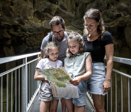 Familieavontuur op het vleermuispad, © Eifel Tourismus GmbH, Dominik Ketz