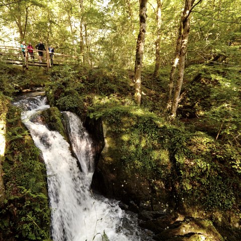 Adembenemende waterval de "Rausch", © Schieferland Kaisersesch, Marco Rothbrust