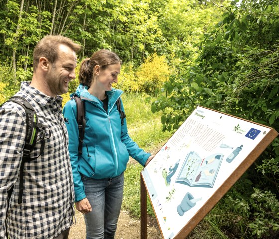 Mußeplatz kruidenpad op de Stausee-Prümtal route, © Eifel Tourismus GmbH, Dominik Ketz