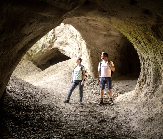 In the Trass caves on the Traumpfad cave and gorge trail, © Eifel Tourismus GmbH, Dominik Ketz