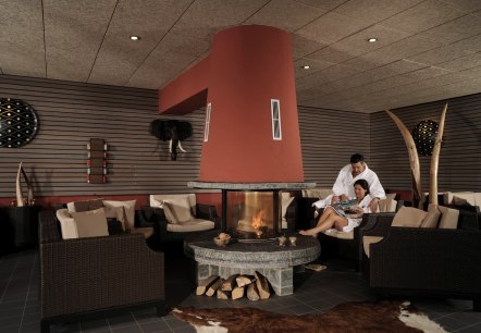 Ontspan in de open haard lounge, © Monte Mare