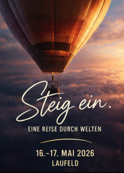 A hot air balloon floats majestically over a landscape of clouds. The image invites you to a journey into the heights.