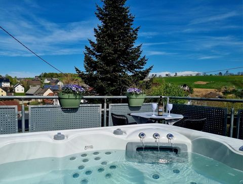 Aussicht vom Whirlpool auf dem Balkon