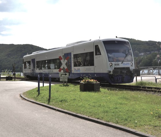 Rurtalbahn à l'arrêt Obermaubach, © Rurtalbahn GmbH