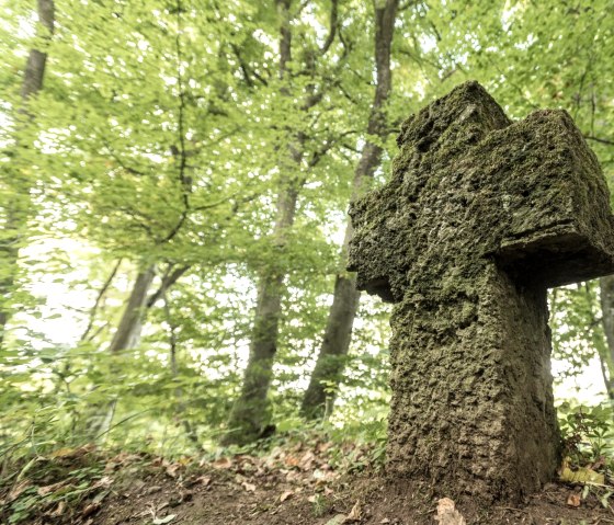 Cross on the Schneifel Trail, the path of peace, © Eifel Tourismus GmbH, D. Ketz